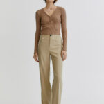 Ribbed Cropped T-Shirt With Buttons - Image 4