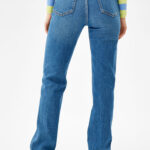 High-Rise Comfort Slim-Fit Straight-Fit Jeans - Image 3